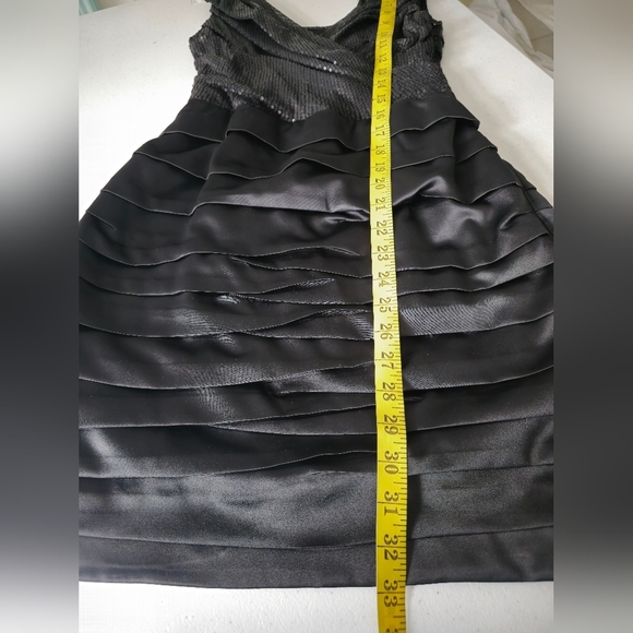 Express black dress with sequin details size 2 - Picture 6 of 10